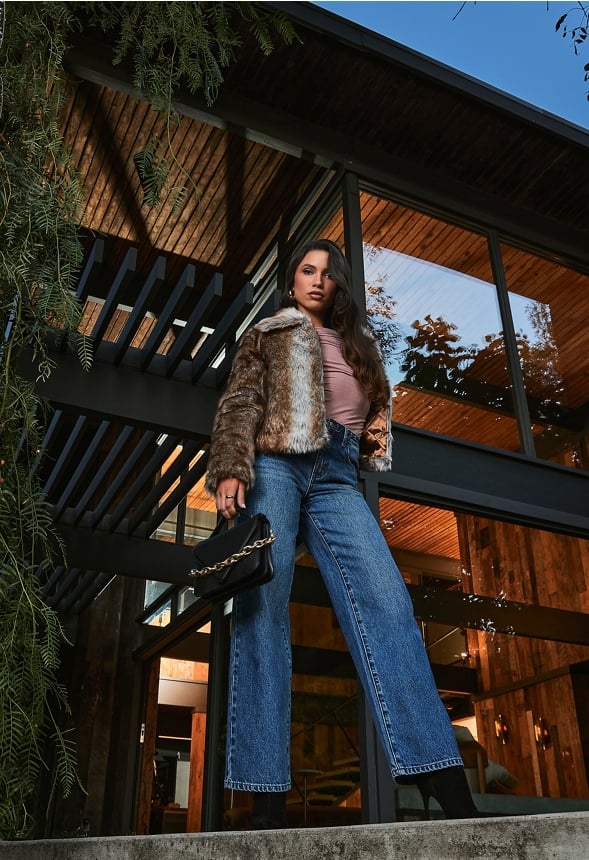 BD2459454-8257-7_589x860_0a4f4b19-5e8a-4d5d-836b-4183806e944b-1