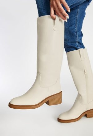 Reiley Flat Boot