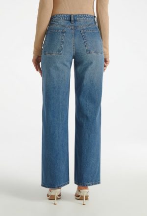 High Rise Relaxed With Chain Trim Jeans
